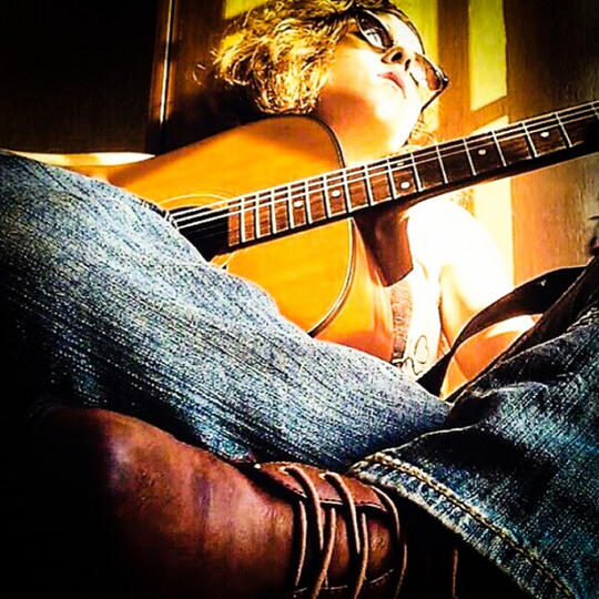 Alejandra Baec.....Vocalist, Guitar, Bass Guitar, Songwriter (Mexico)